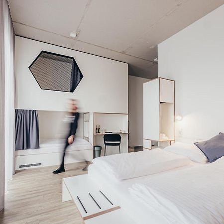 Motel Schlafraum Weng-Dein Smartes Hotel-Contactless Check-In Weng im Innkreis Buitenkant foto