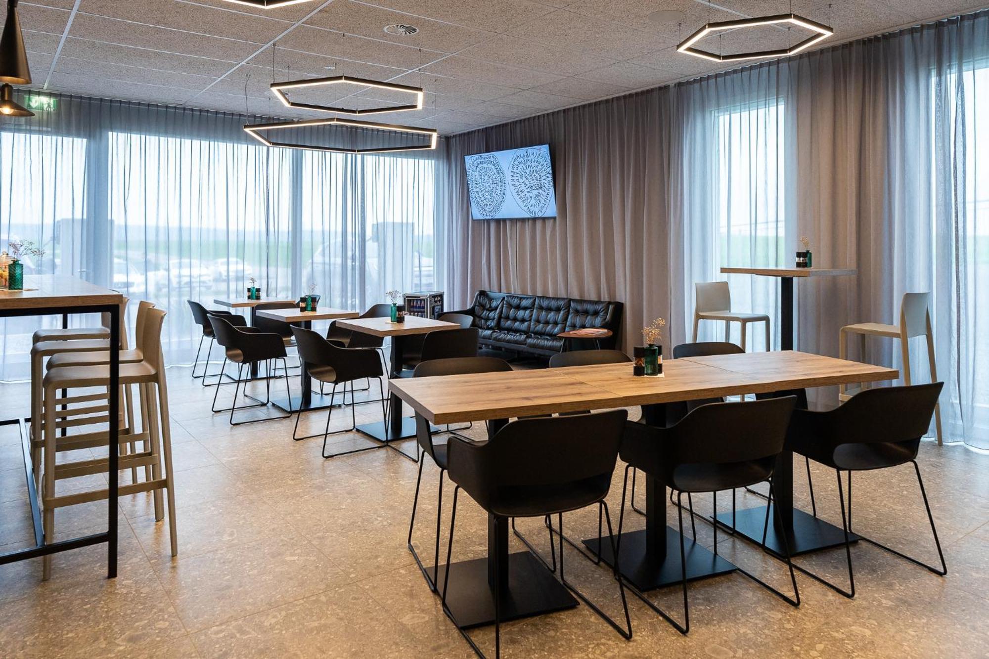 Motel Schlafraum Weng-Dein Smartes Hotel-Contactless Check-In Weng im Innkreis Buitenkant foto