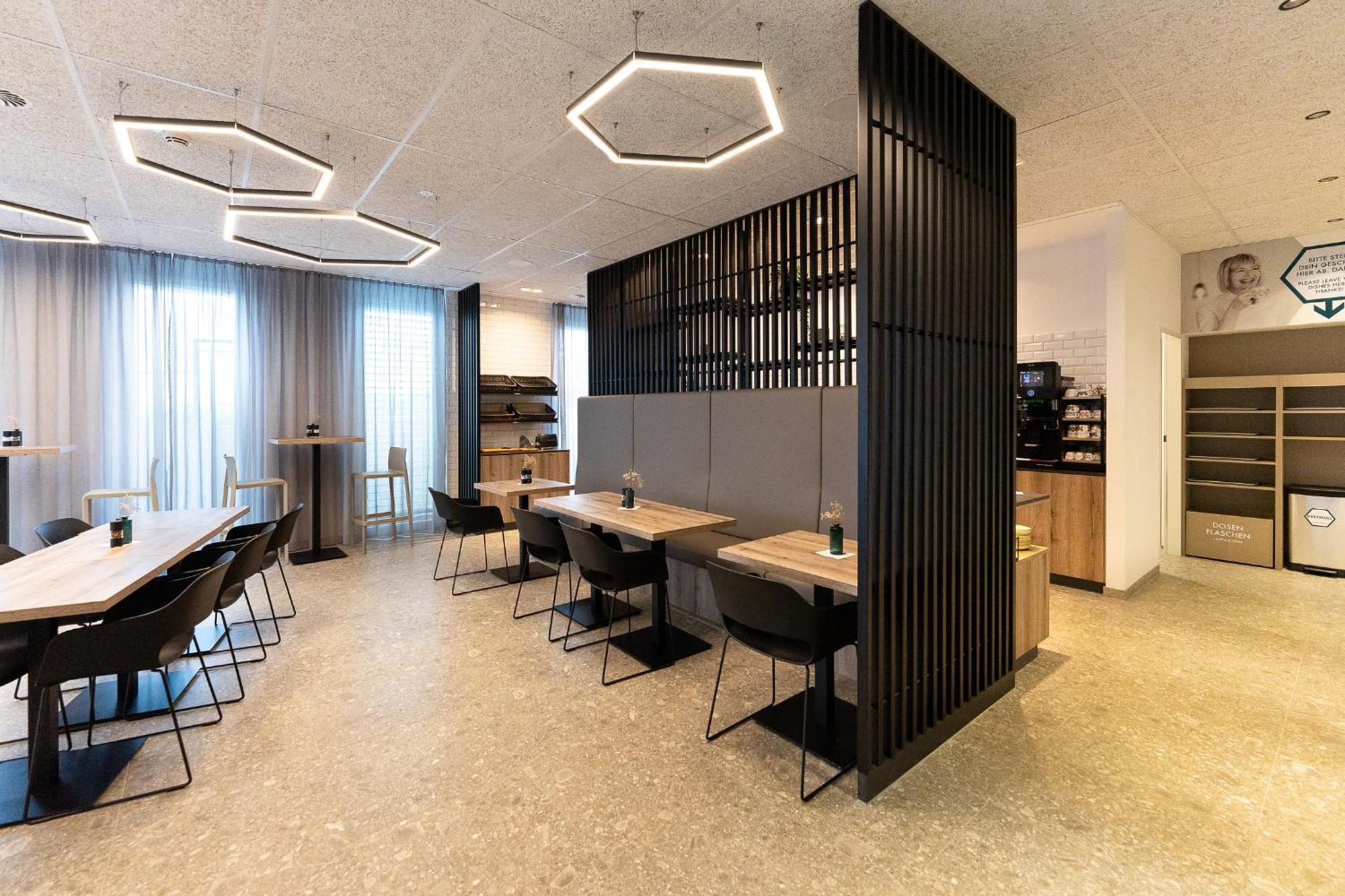 Motel Schlafraum Weng-Dein Smartes Hotel-Contactless Check-In Weng im Innkreis Buitenkant foto