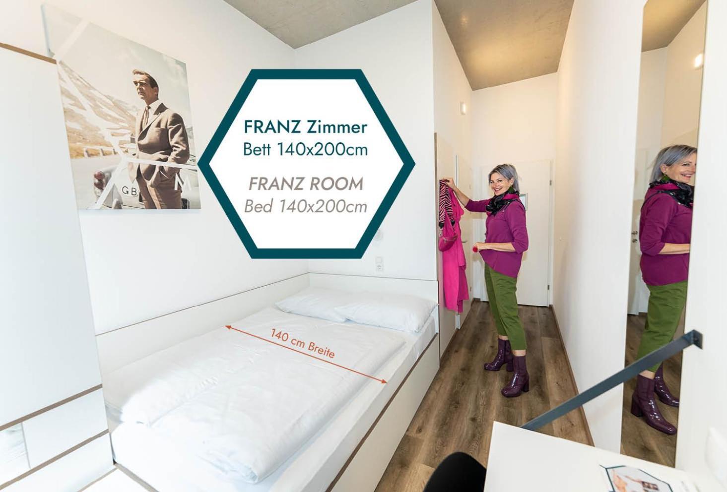 Motel Schlafraum Weng-Dein Smartes Hotel-Contactless Check-In Weng im Innkreis Buitenkant foto